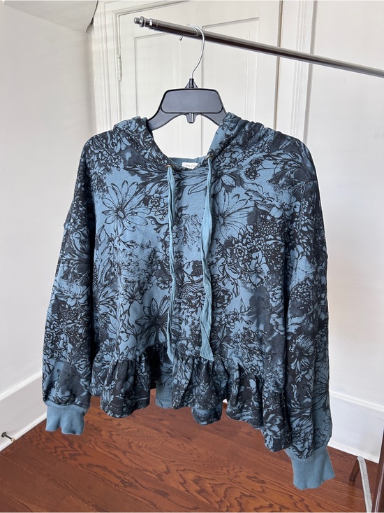 Pilcro Tops - Anthropologie Pilcro Drop Shoulder Flounce Hoodie Floral Blue Size M